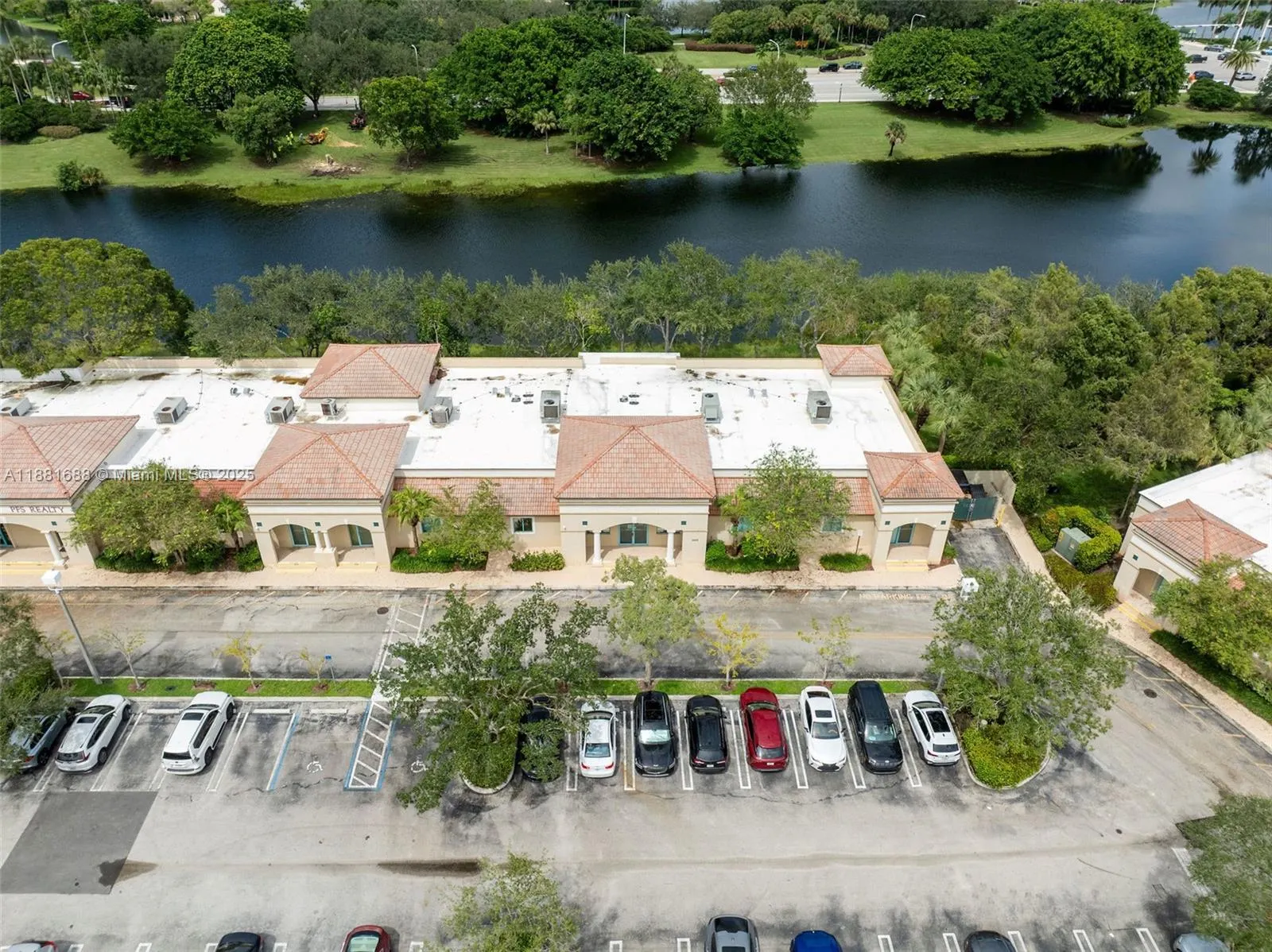 2665 Executive Park Dr