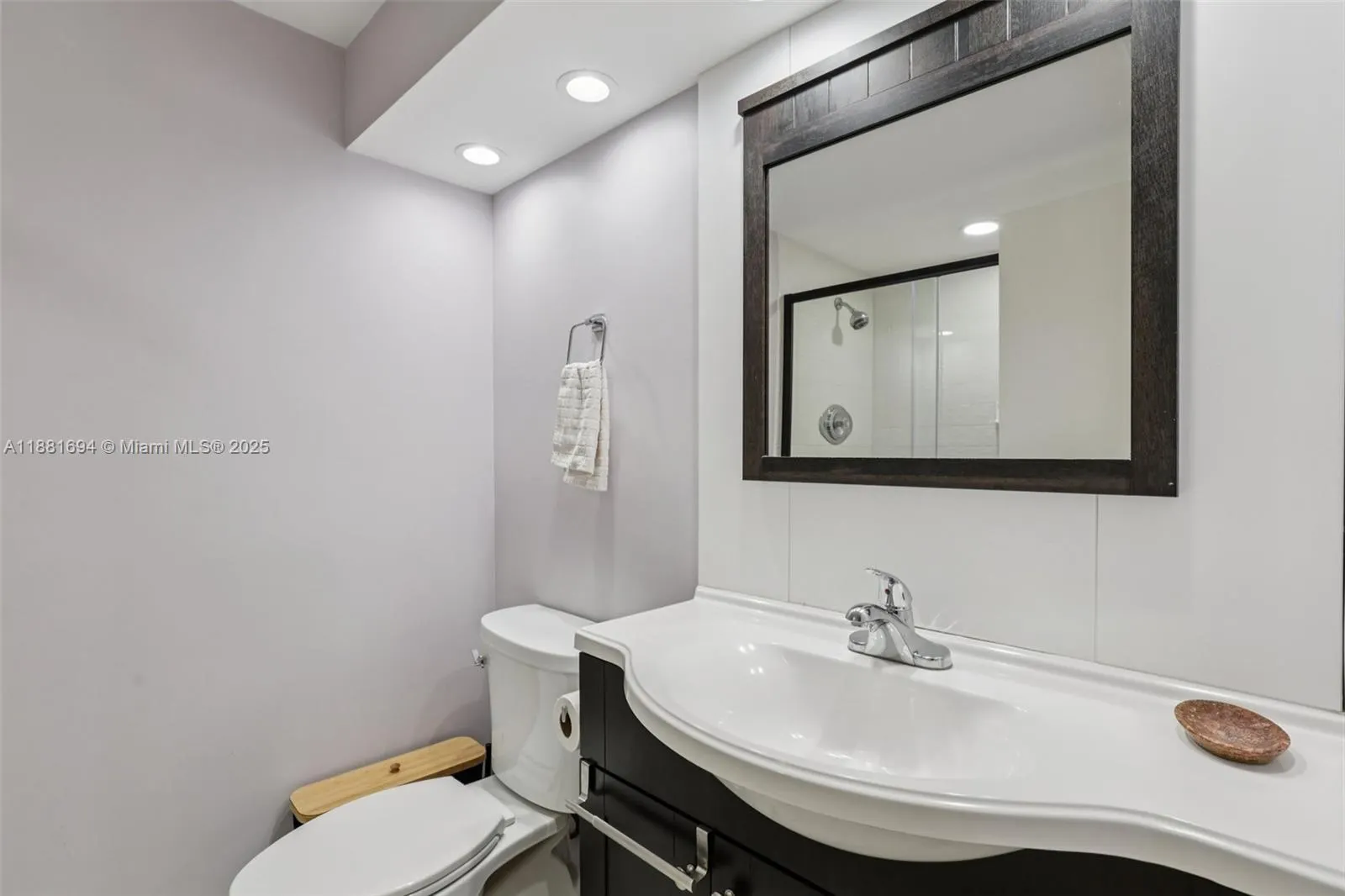 20191 E Country Club Dr, #1102