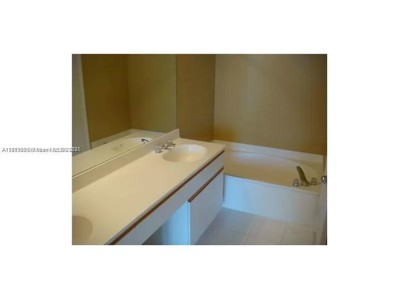 3400 NE 192nd St, #2103