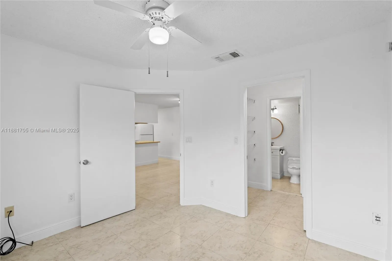 17580 NW 67th Pl, #D-1