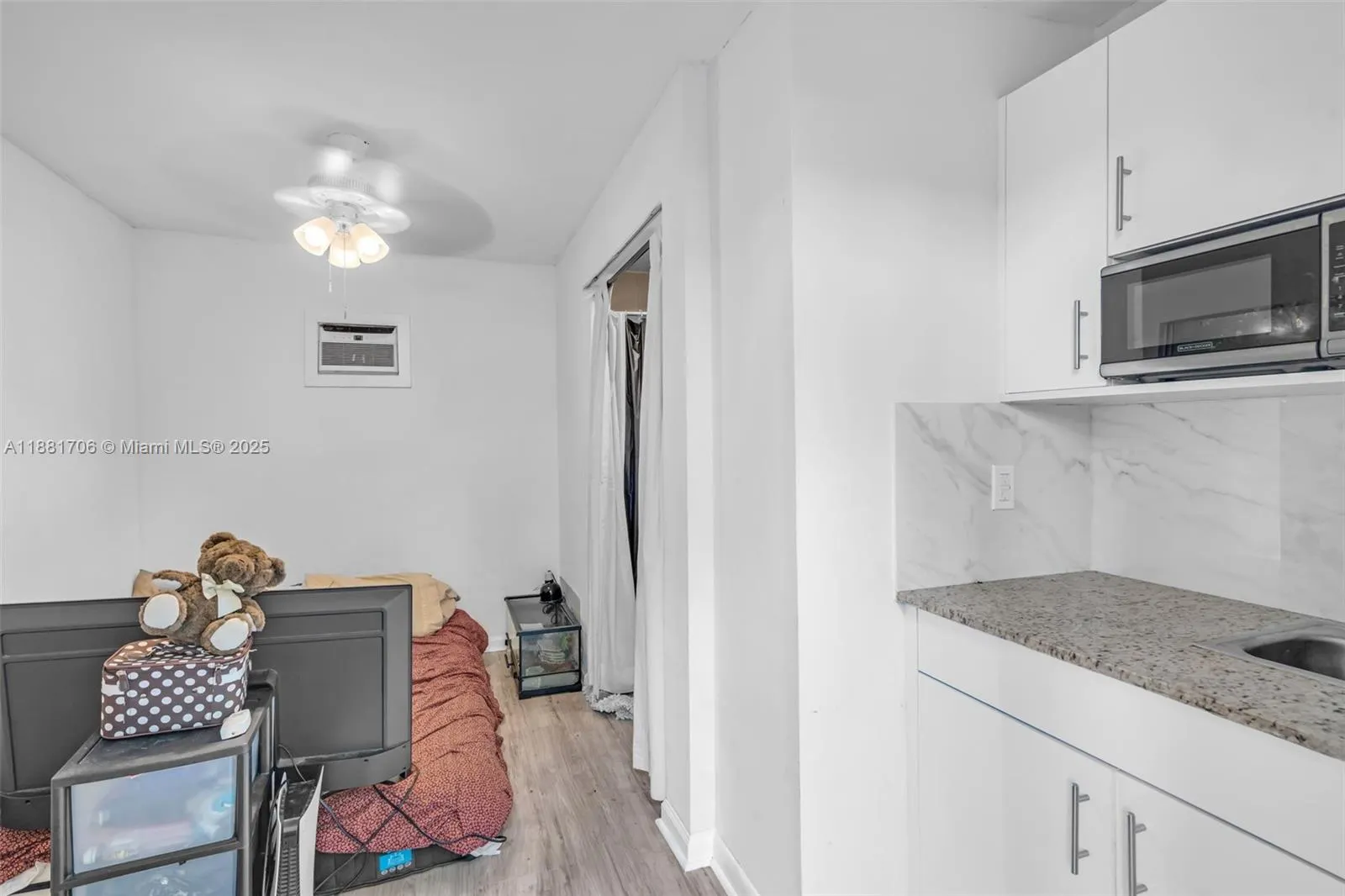 3380 NW 8th Pl