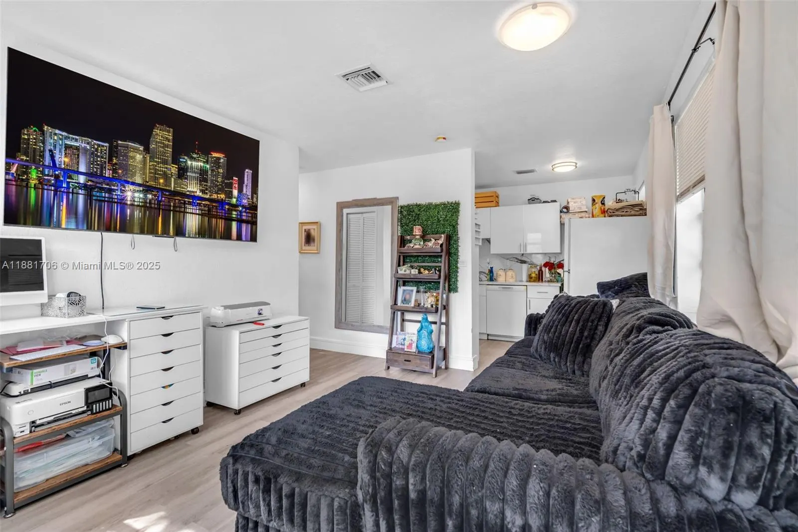 3380 NW 8th Pl