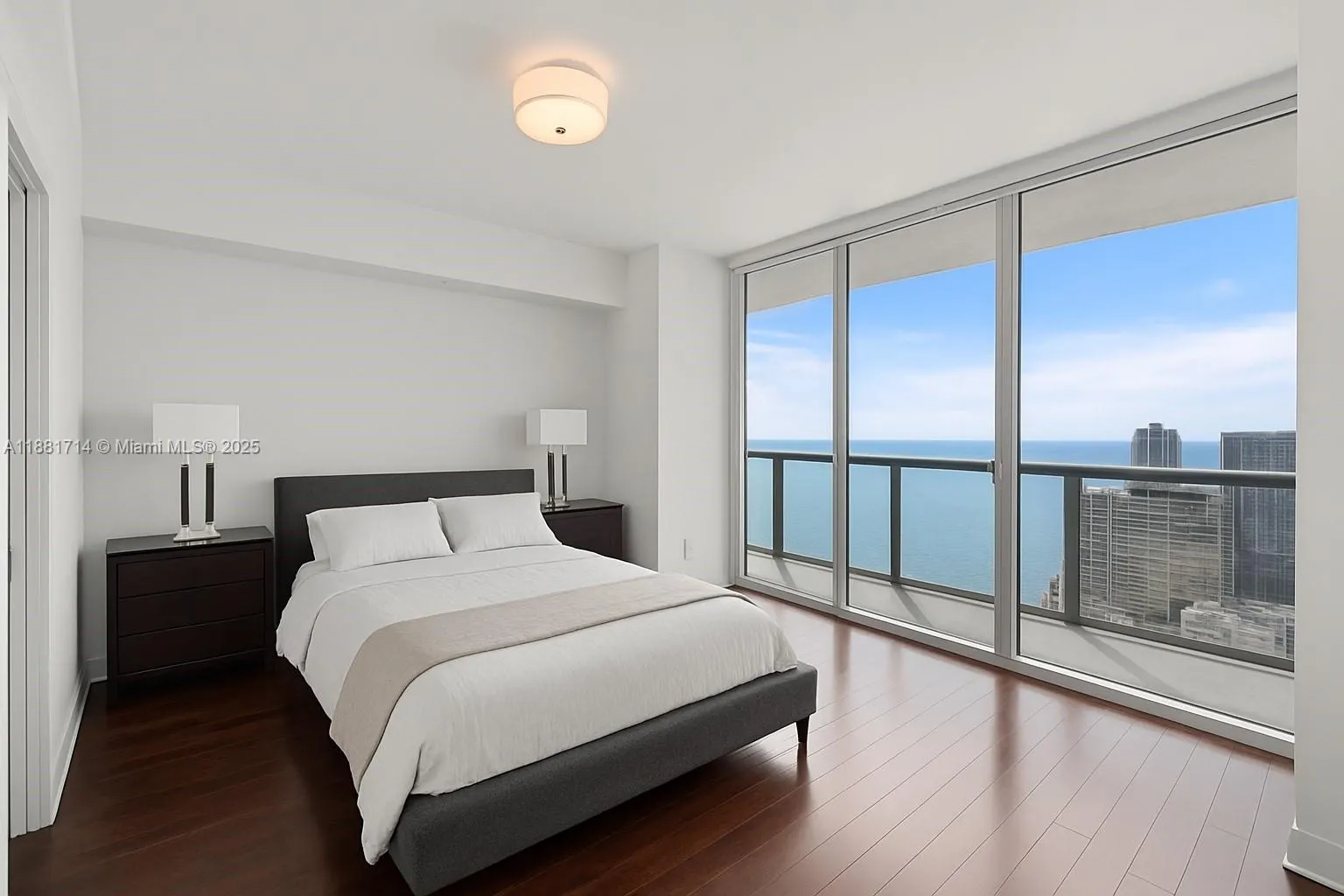 495 Brickell Ave, #5003