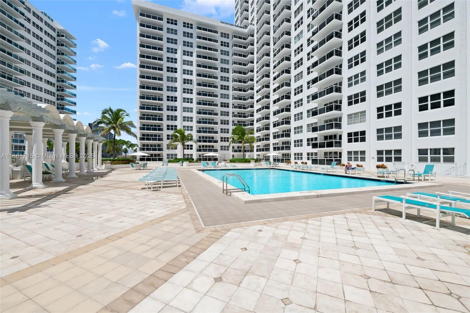 3500 Galt Ocean Dr, #1506