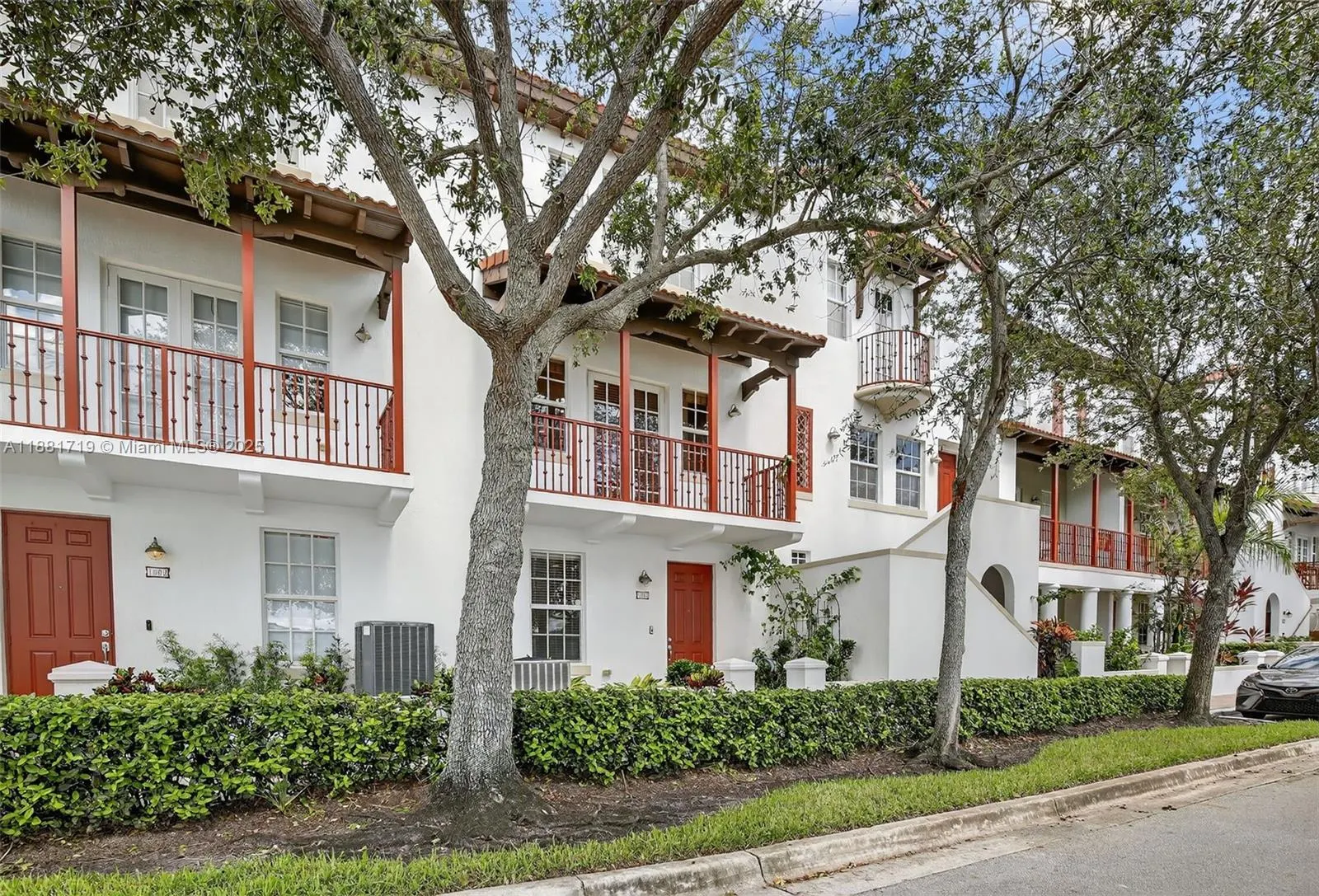 11900 SW 27th St, #1003