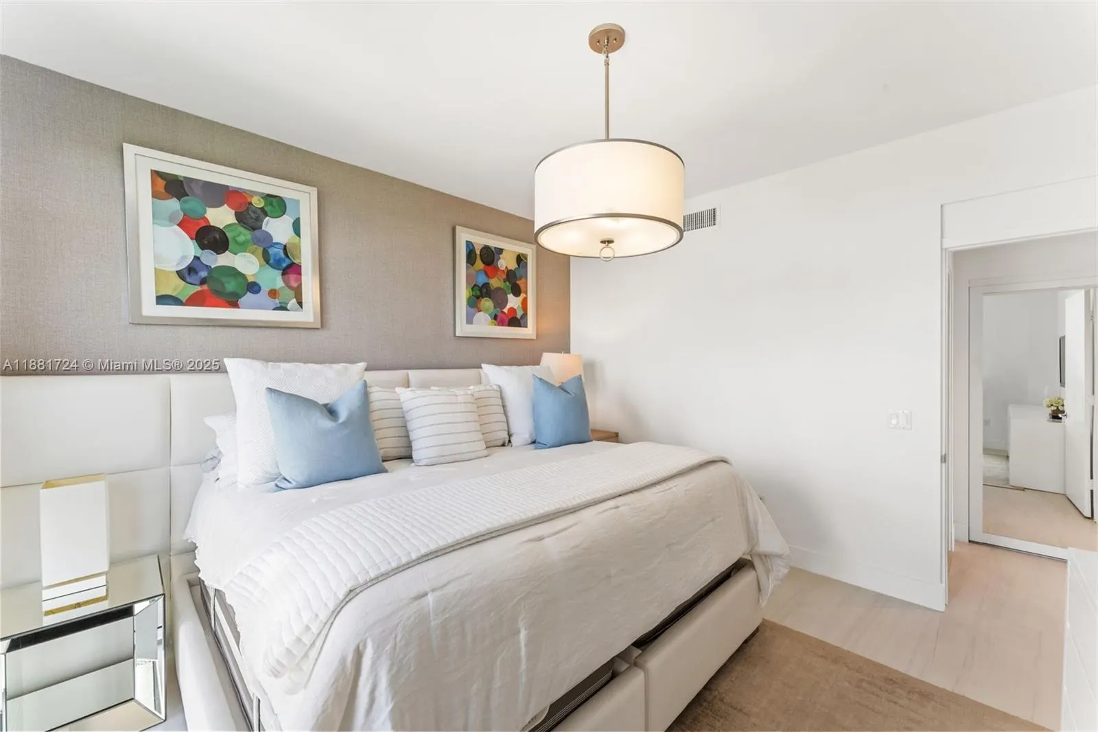 17111 Biscayne Blvd, #2202