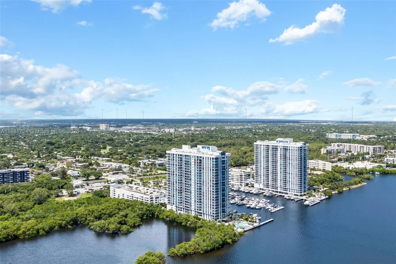 17111 Biscayne Blvd, #2202