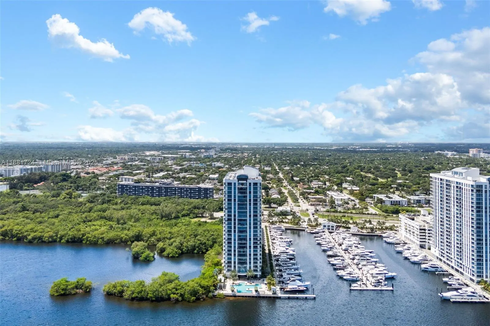 17111 Biscayne Blvd, #2202