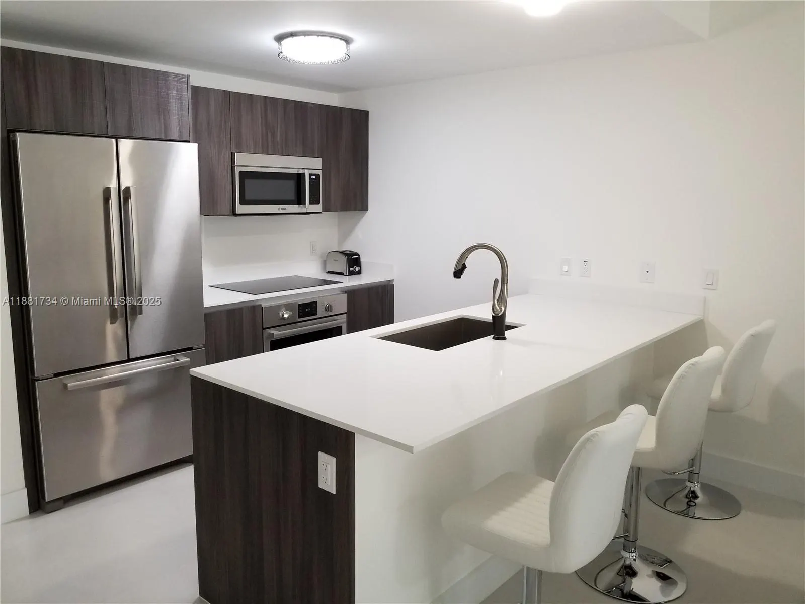 488 NE 18th St, #2706