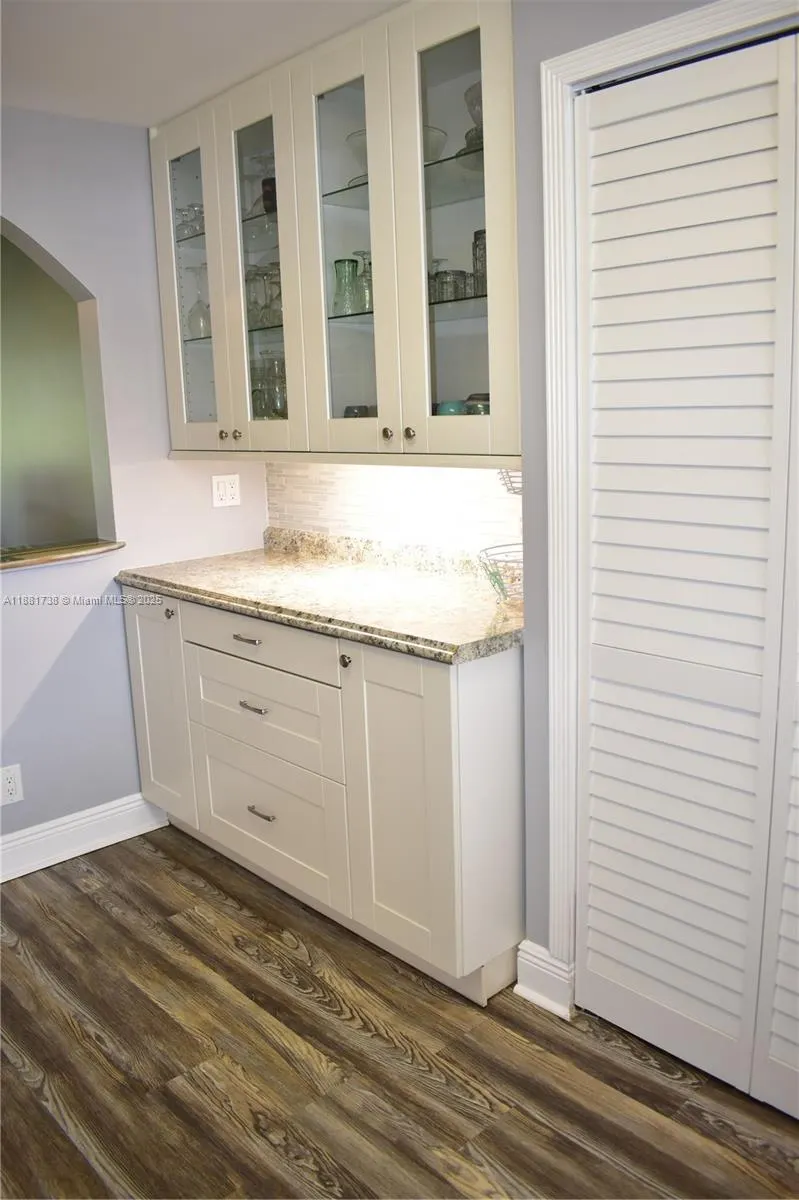 9320 Sunrise Lakes Blvd, #108
