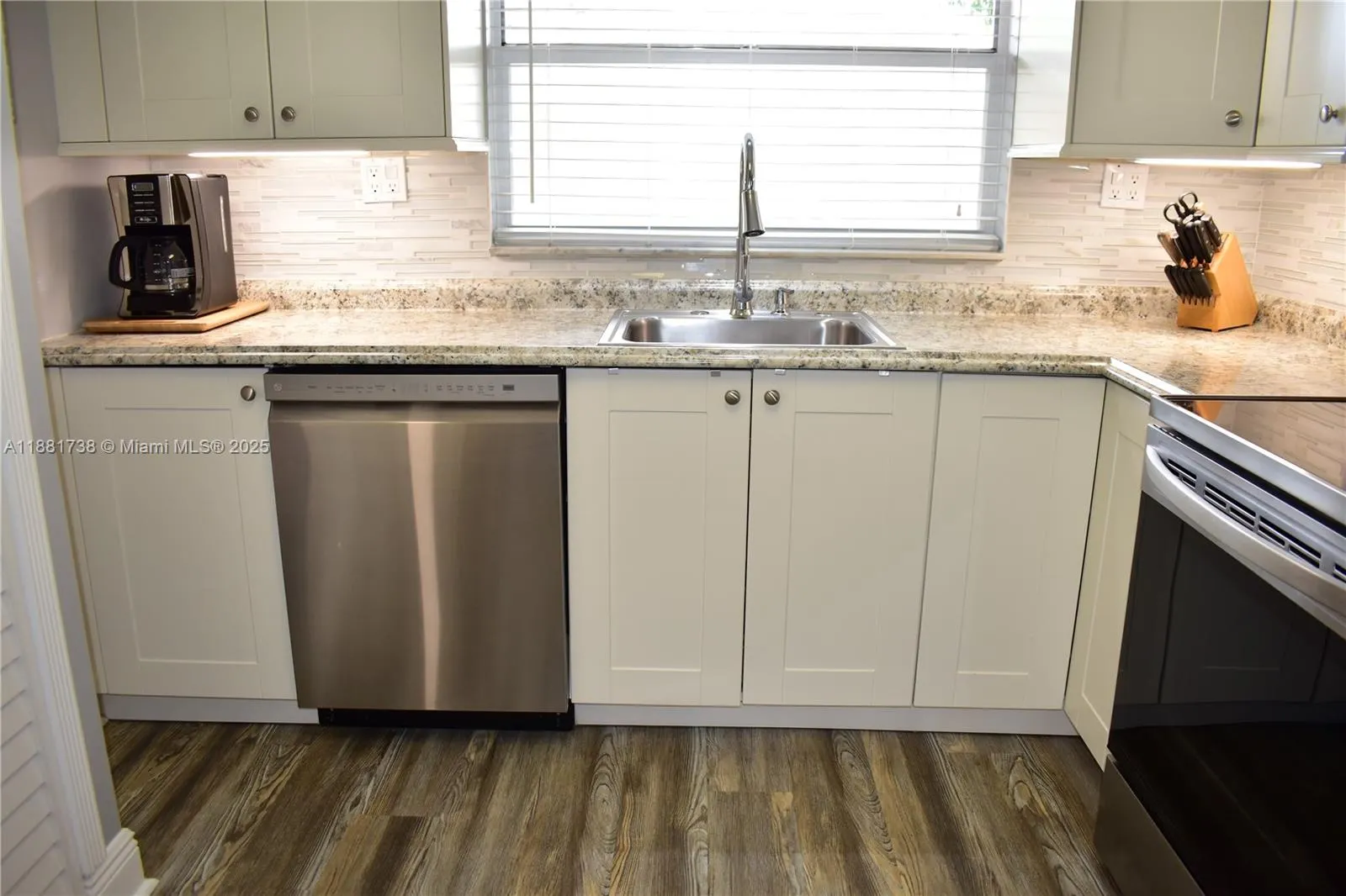 9320 Sunrise Lakes Blvd, #108