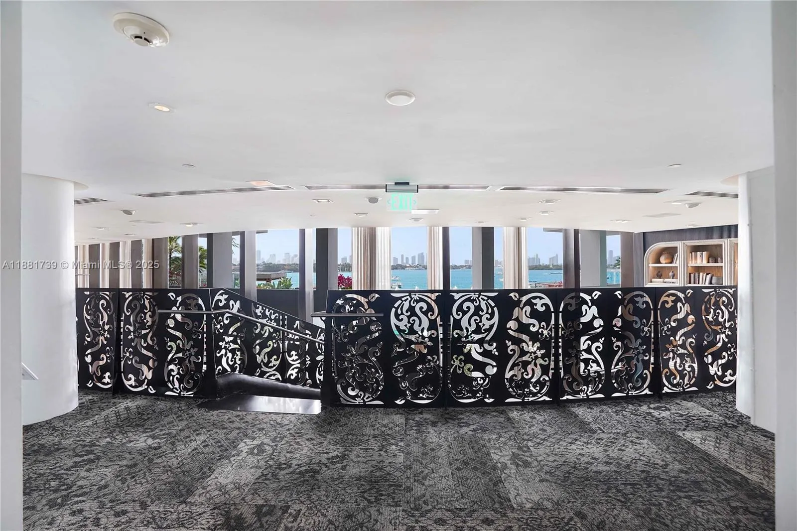 1100 West Ave, #1115