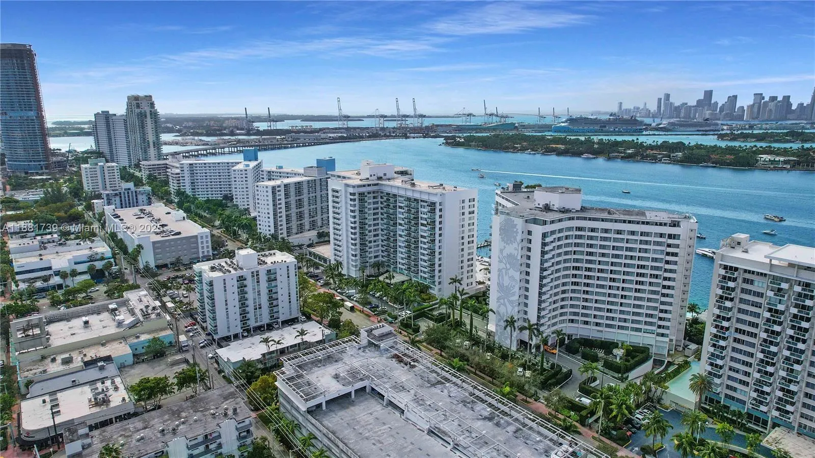 1100 West Ave, #1115