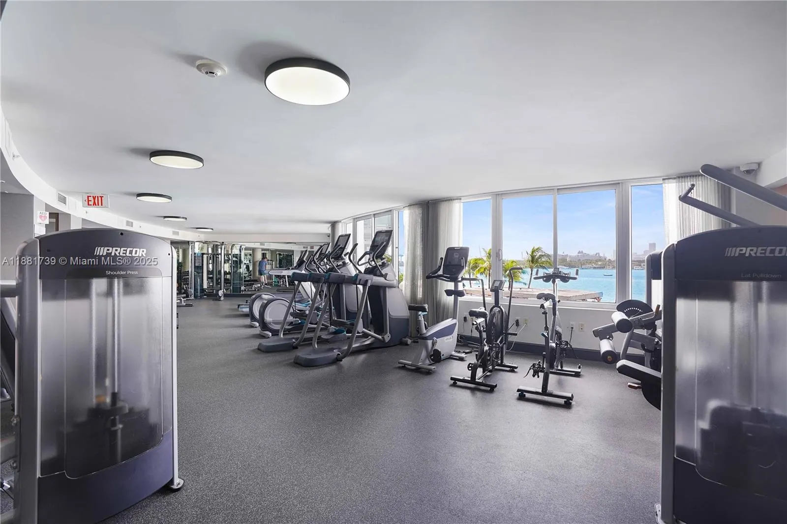 1100 West Ave, #1115