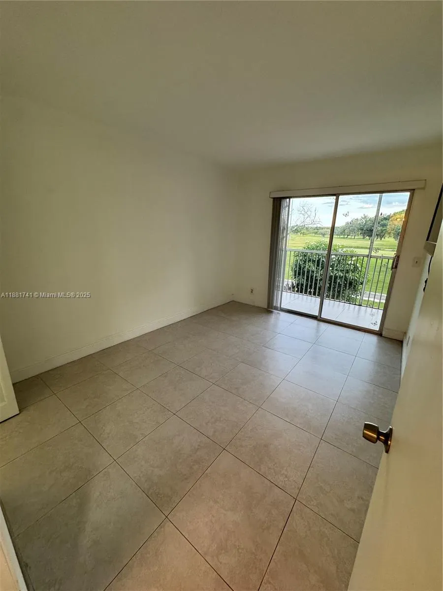 13450 SW 3rd St, #203D