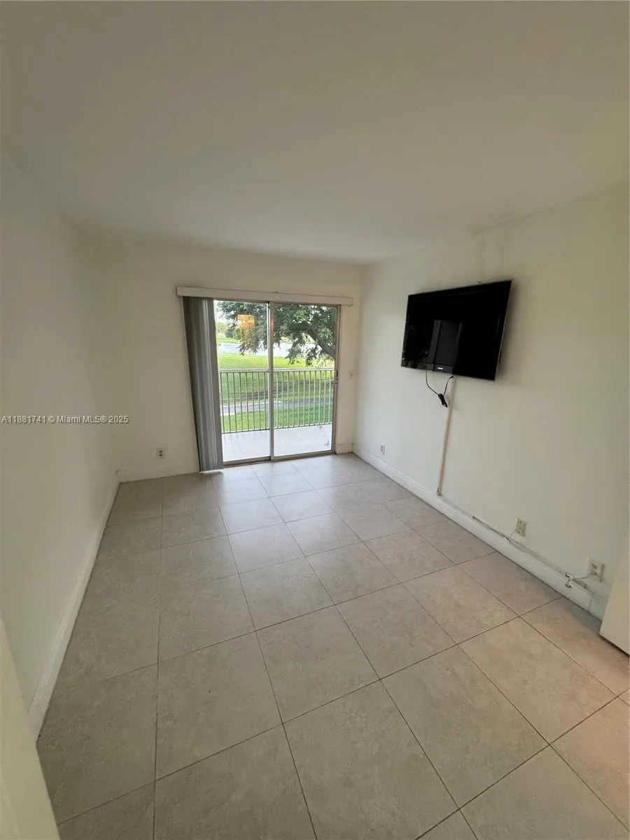 13450 SW 3rd St, #203D