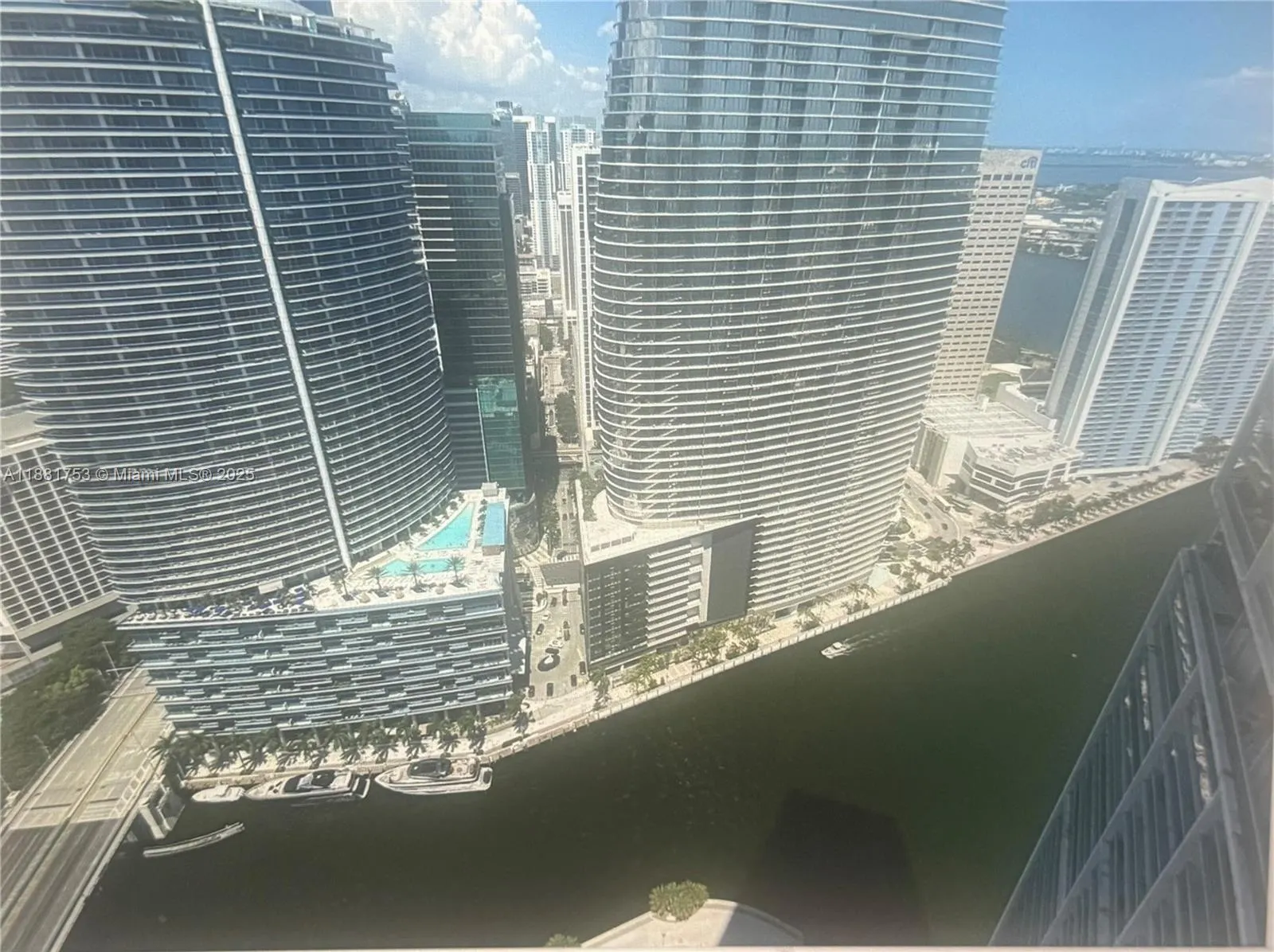 475 Brickell Ave, #4812