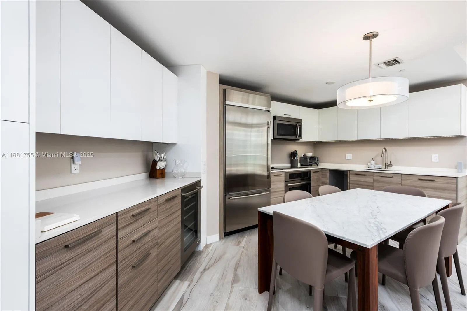 1300 Brickell Bay Dr, #1702
