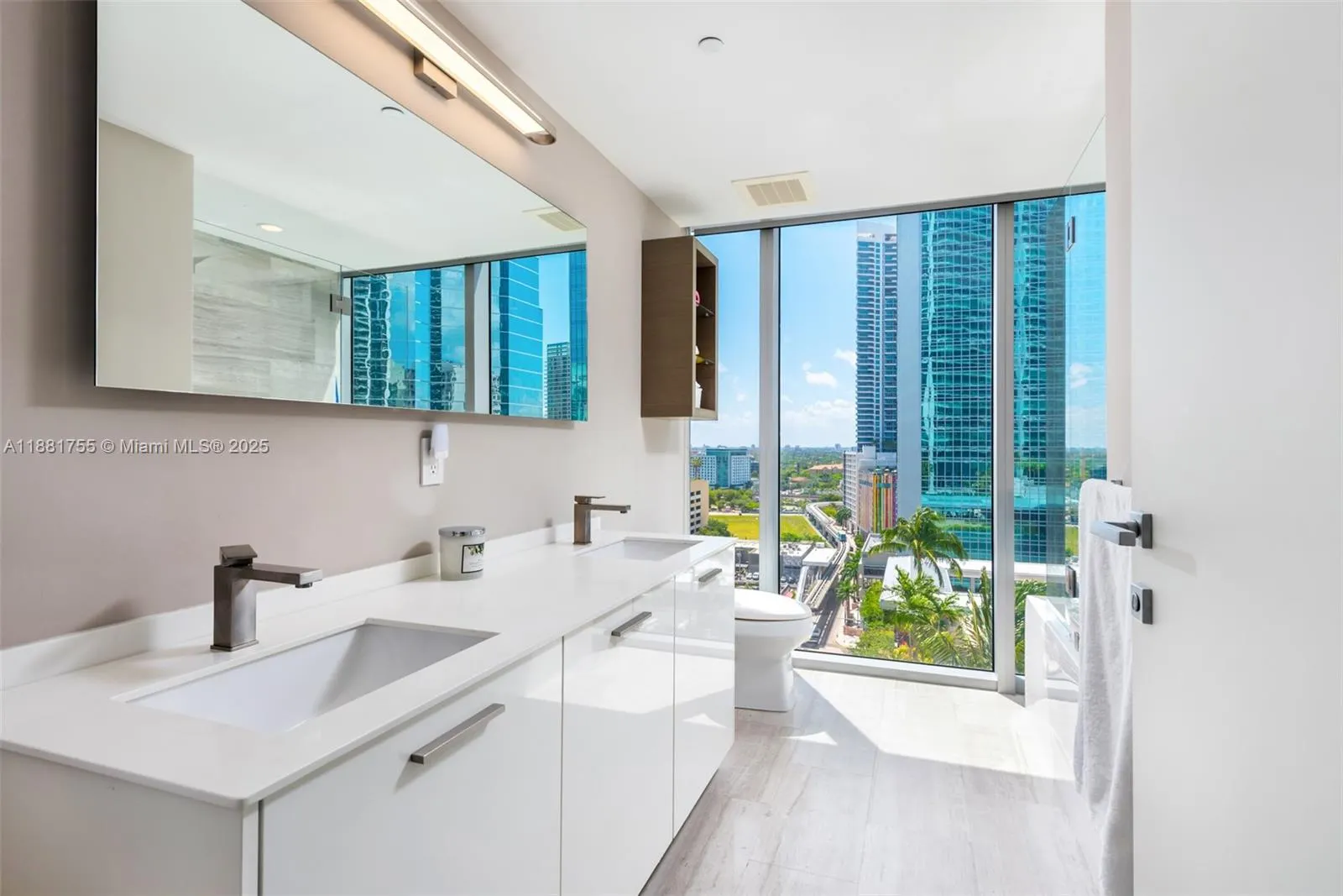 1300 Brickell Bay Dr, #1702