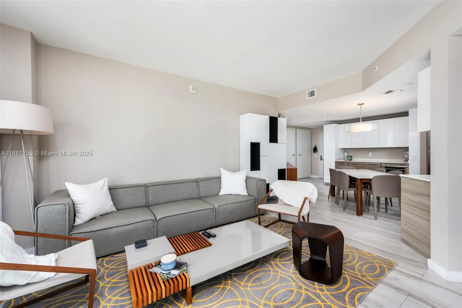 1300 Brickell Bay Dr, #1702