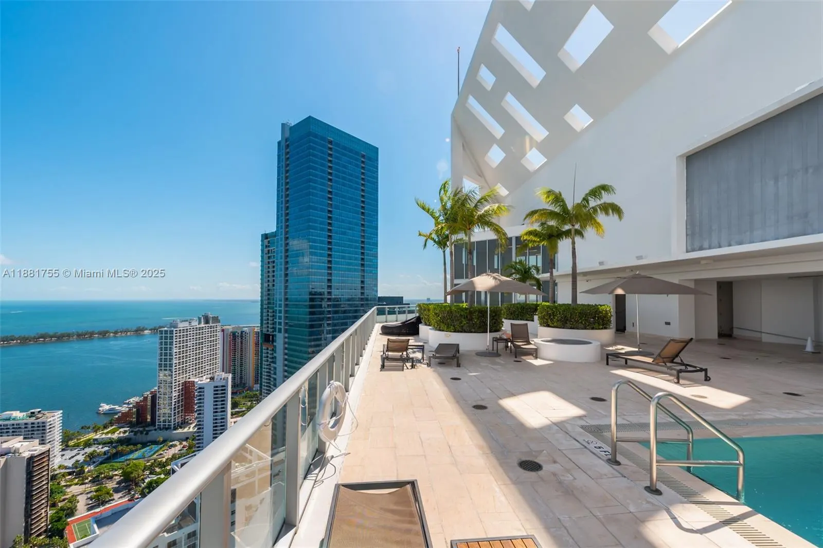 1300 Brickell Bay Dr, #1702