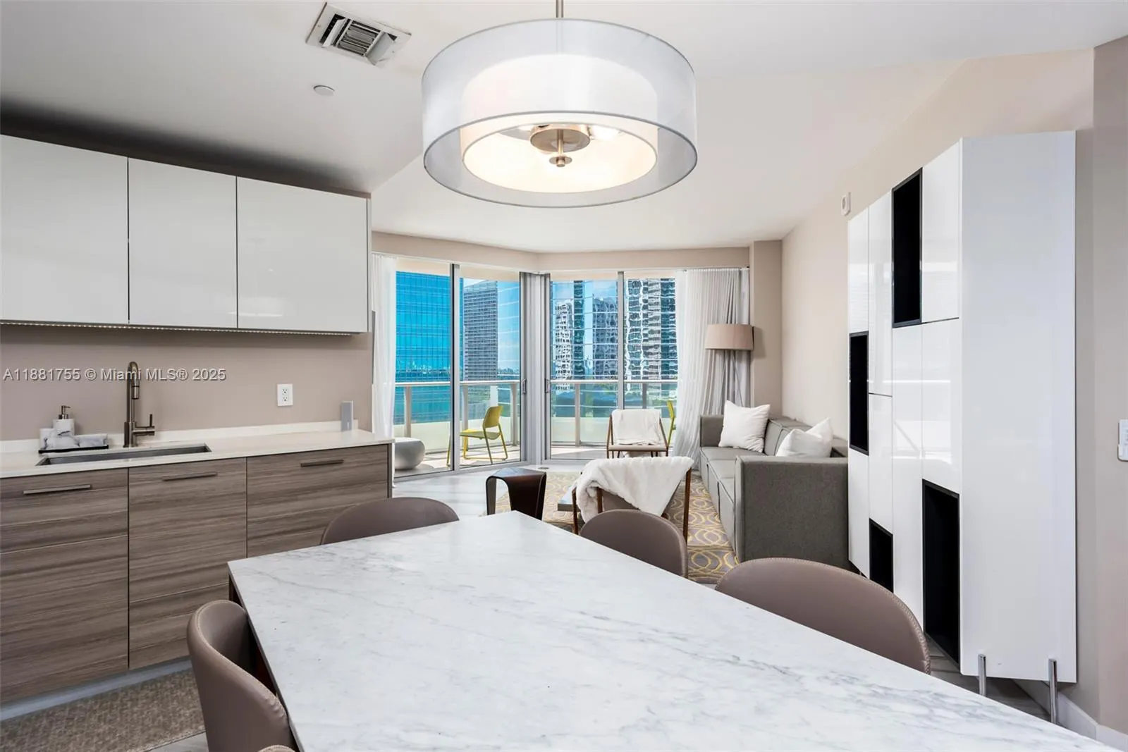 1300 Brickell Bay Dr, #1702