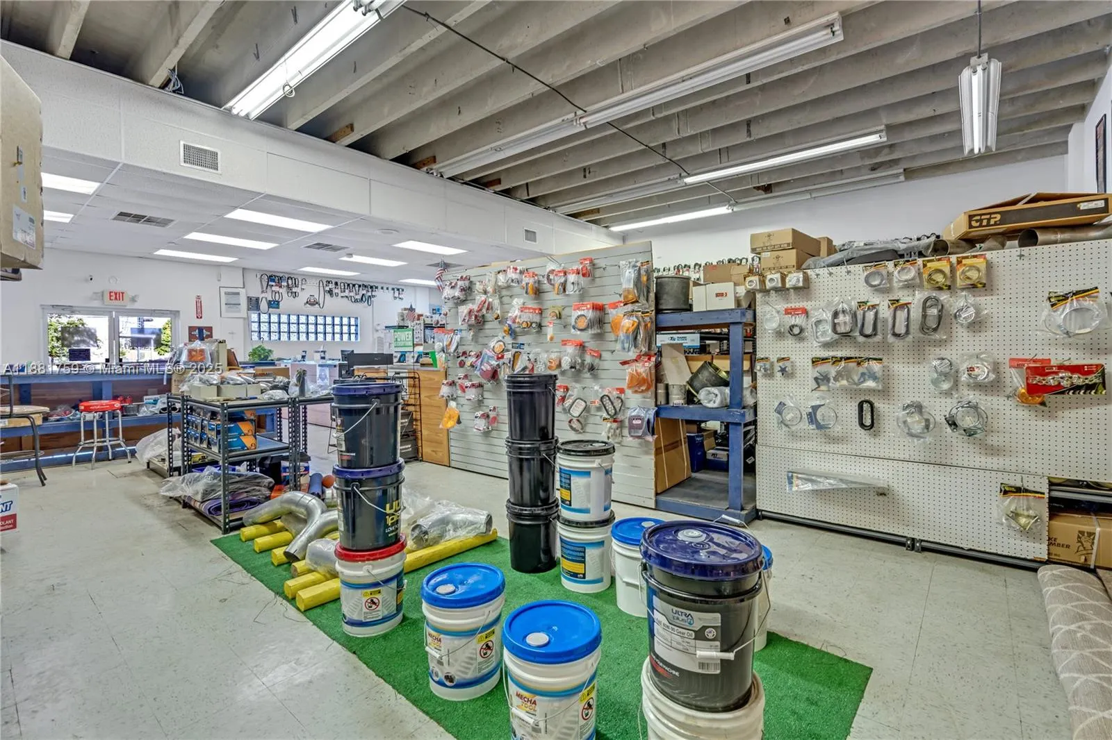 24 SW 6th Ave