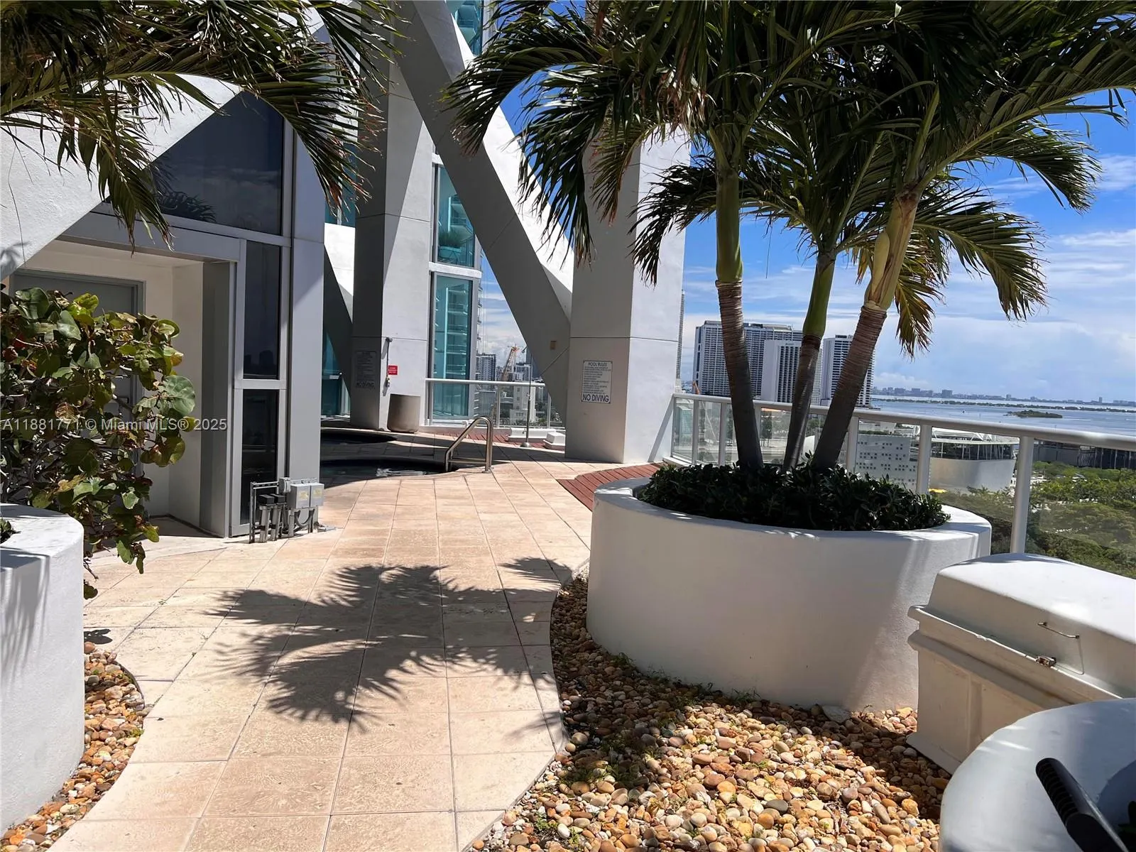 888 Biscayne Blvd, #3001