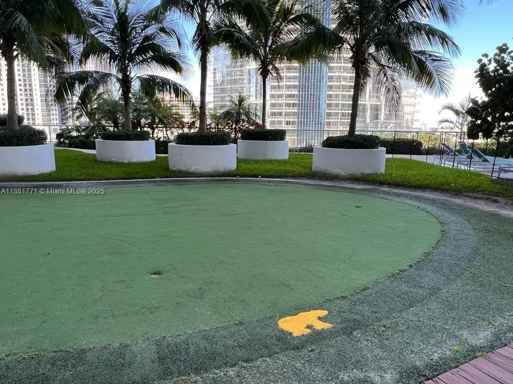 888 Biscayne Blvd, #3001