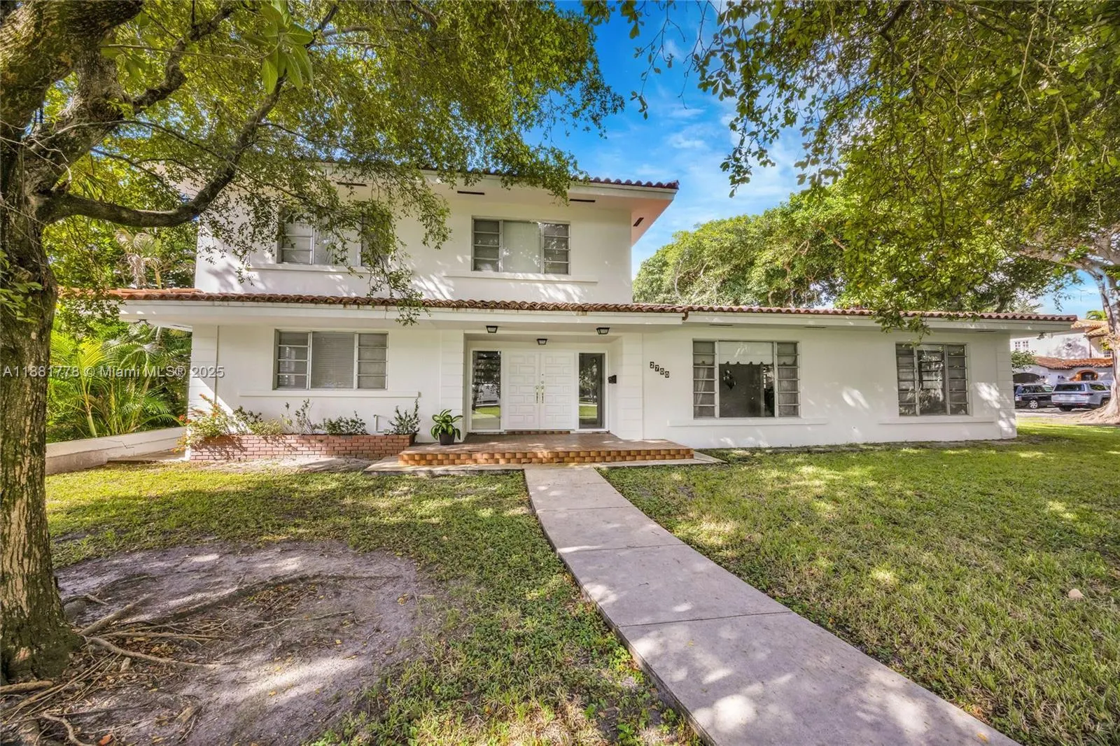 2700 Granada Blvd