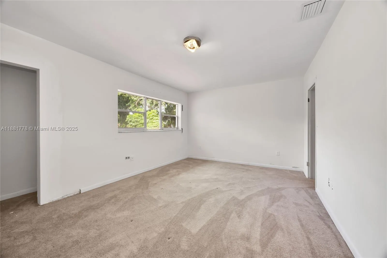 2700 Granada Blvd