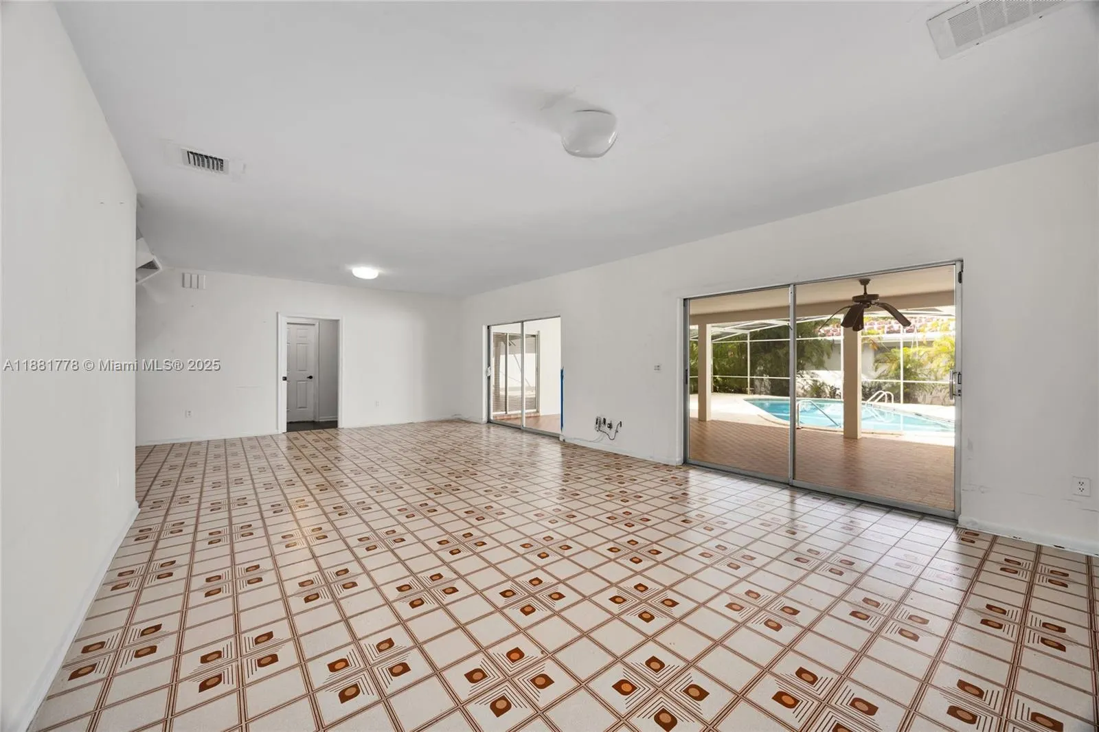 2700 Granada Blvd