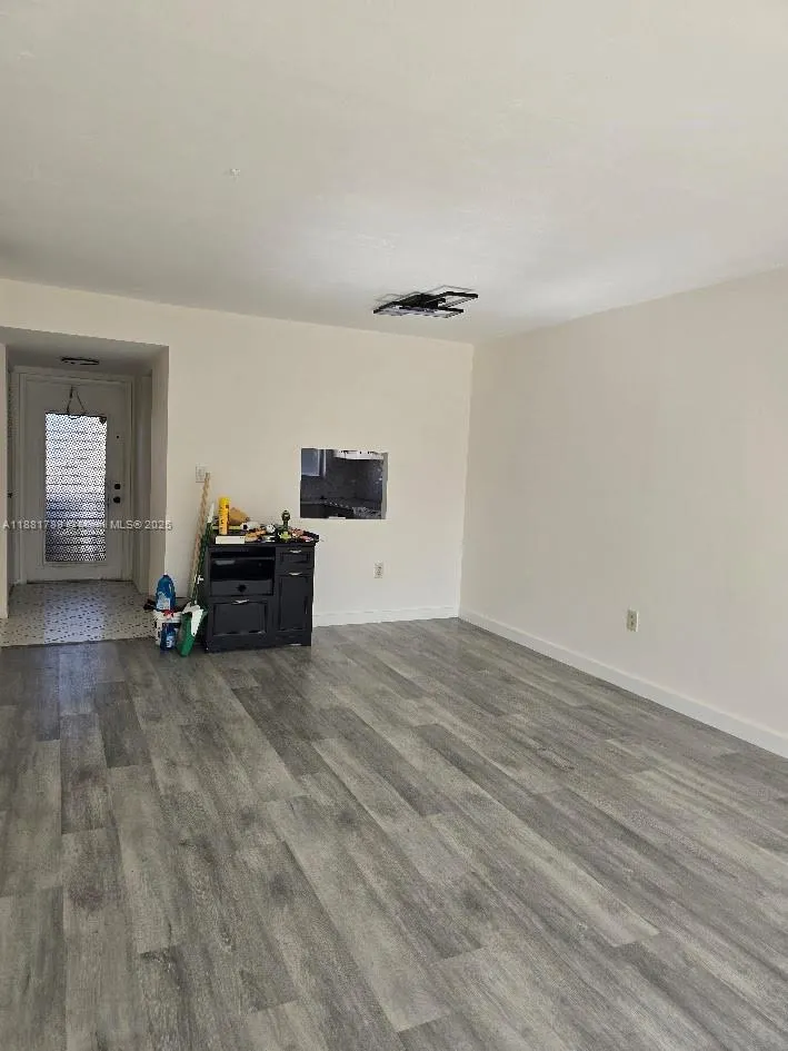 2831 E Sunrise Lakes Dr, #208