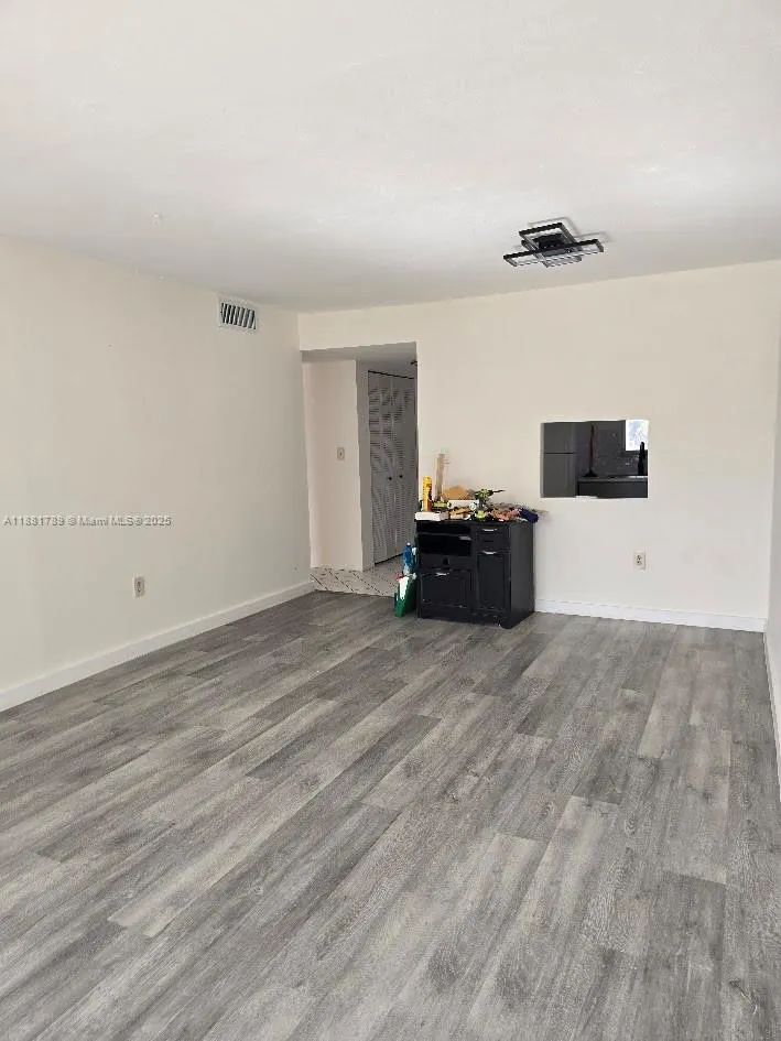 2831 E Sunrise Lakes Dr, #208