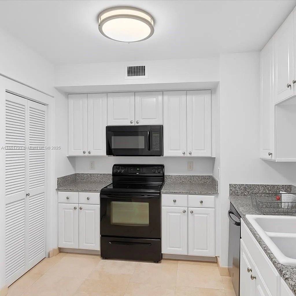 888 Brickell Key, #2510