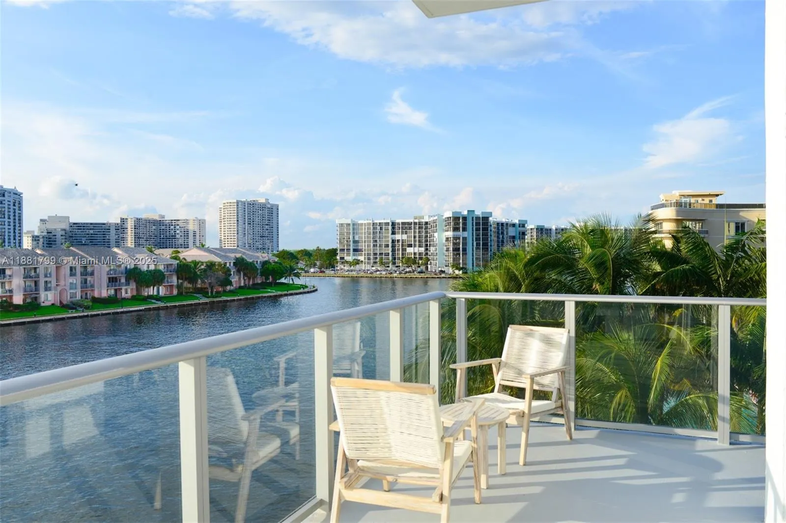 4010 S Ocean Dr, #R302