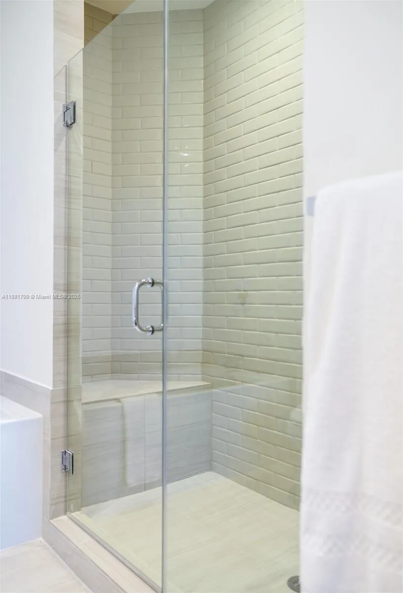 4010 S Ocean Dr, #R302