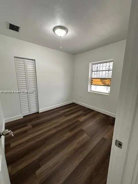 1950 NW 67th St