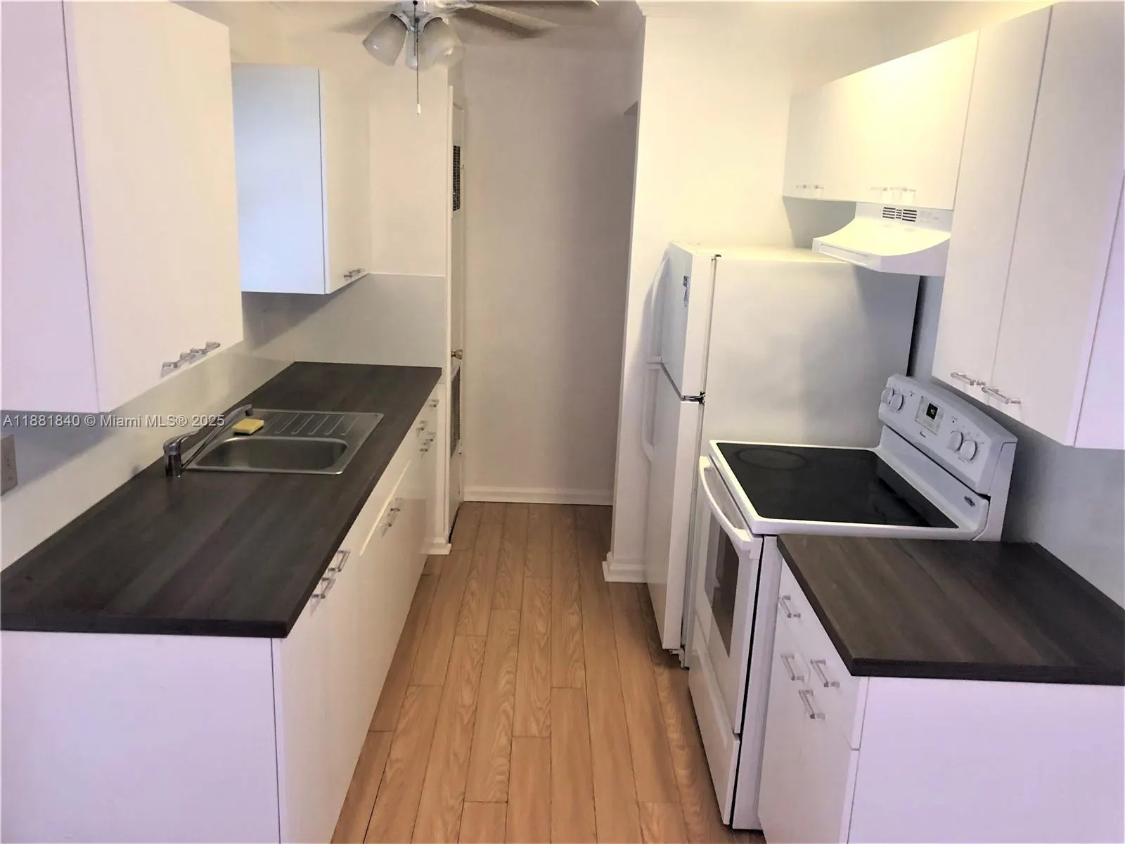 2236 Jackson St, #8