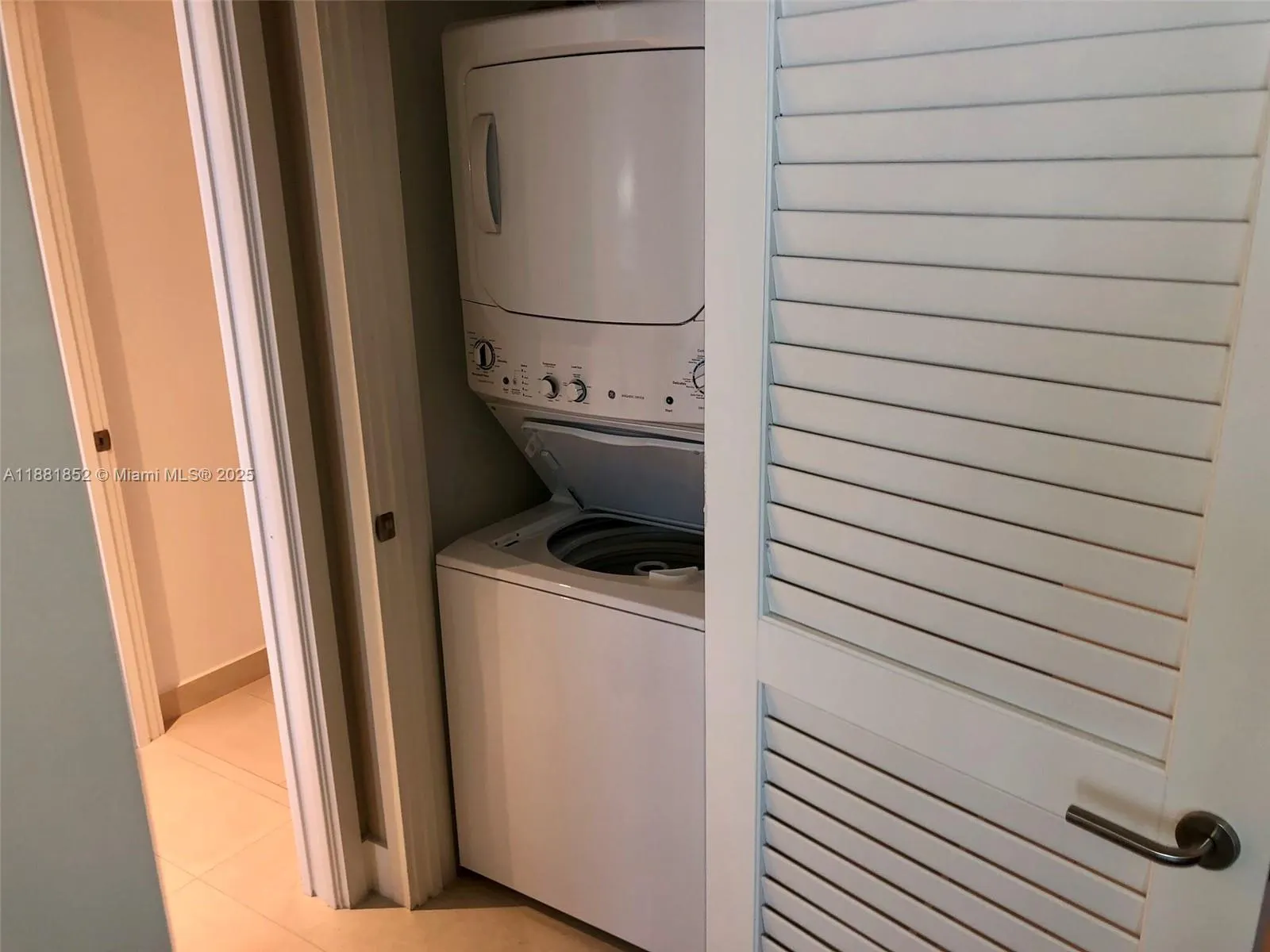 4111 S Ocean Dr, #2910