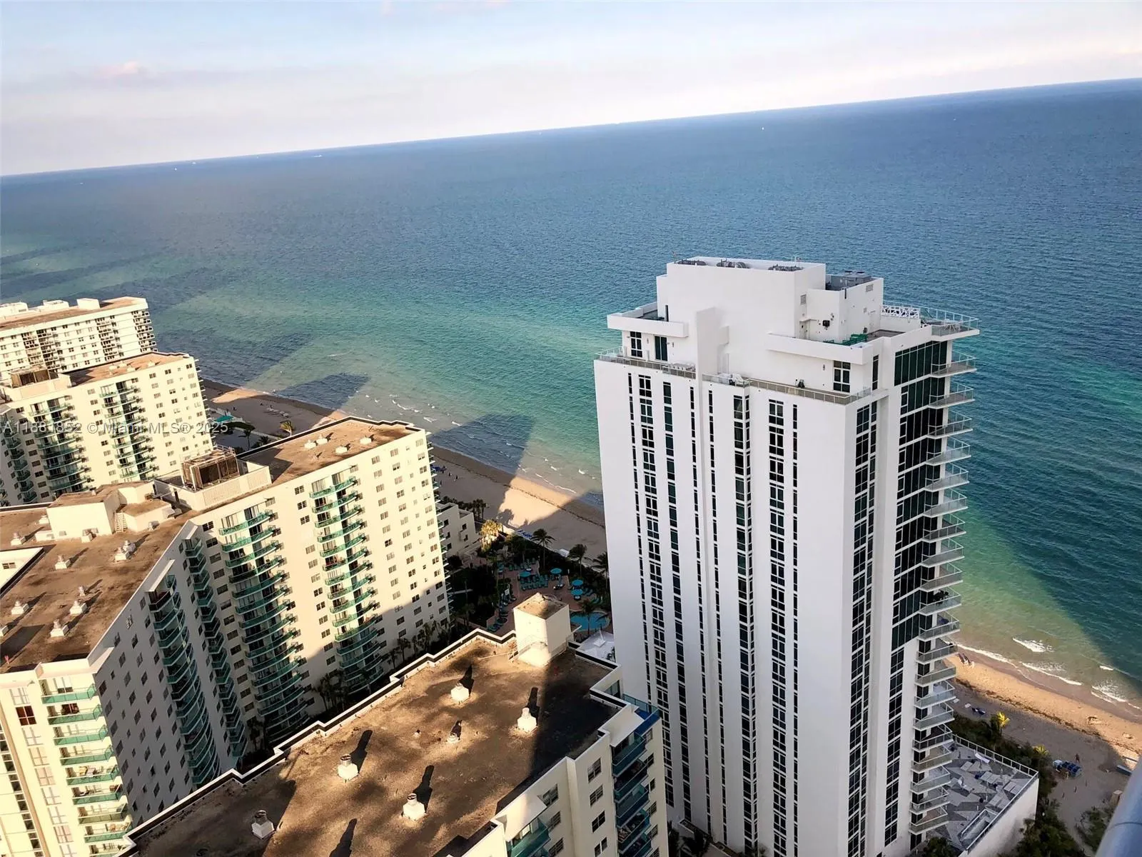 4111 S Ocean Dr, #2910