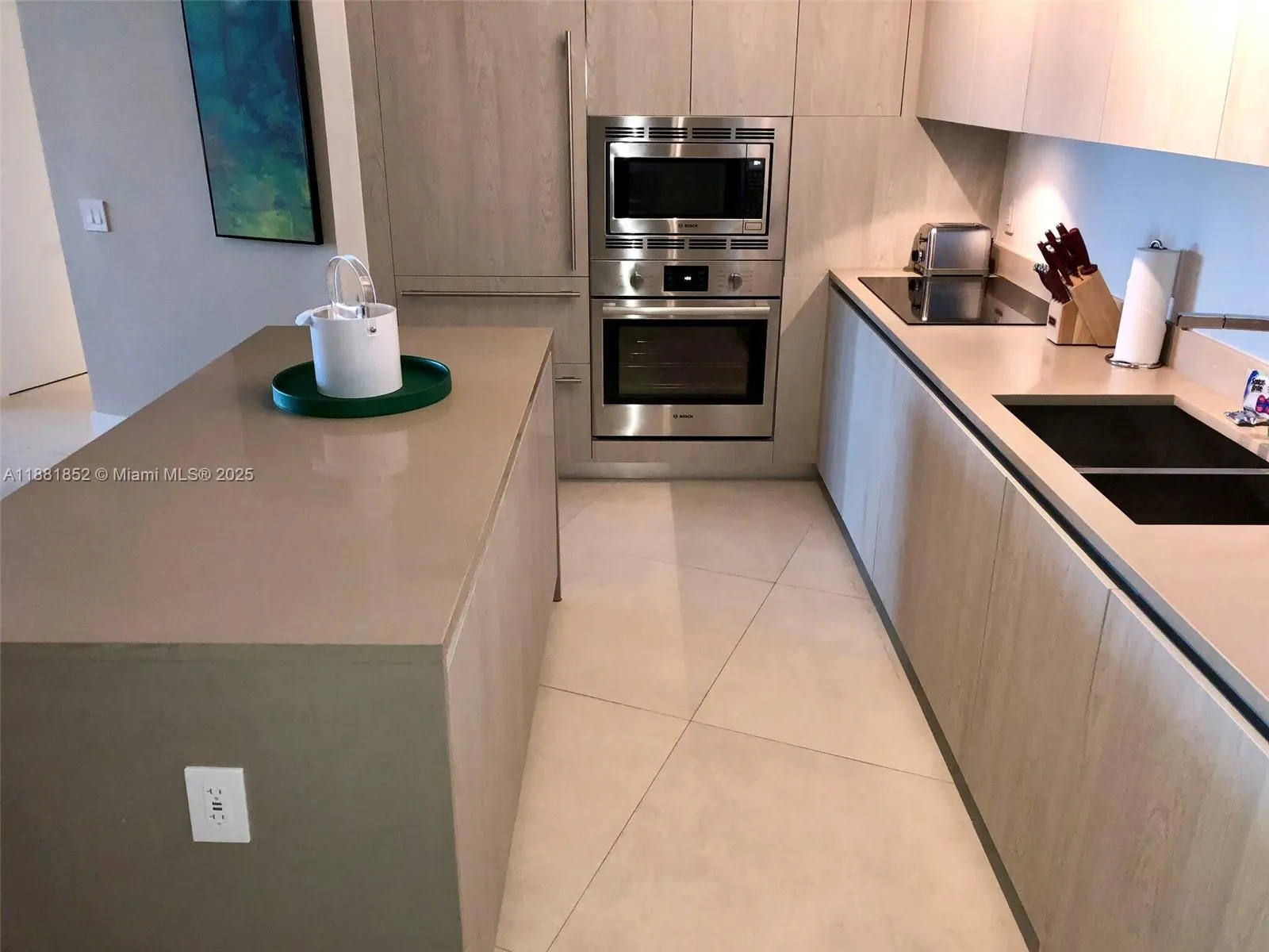 4111 S Ocean Dr, #2910