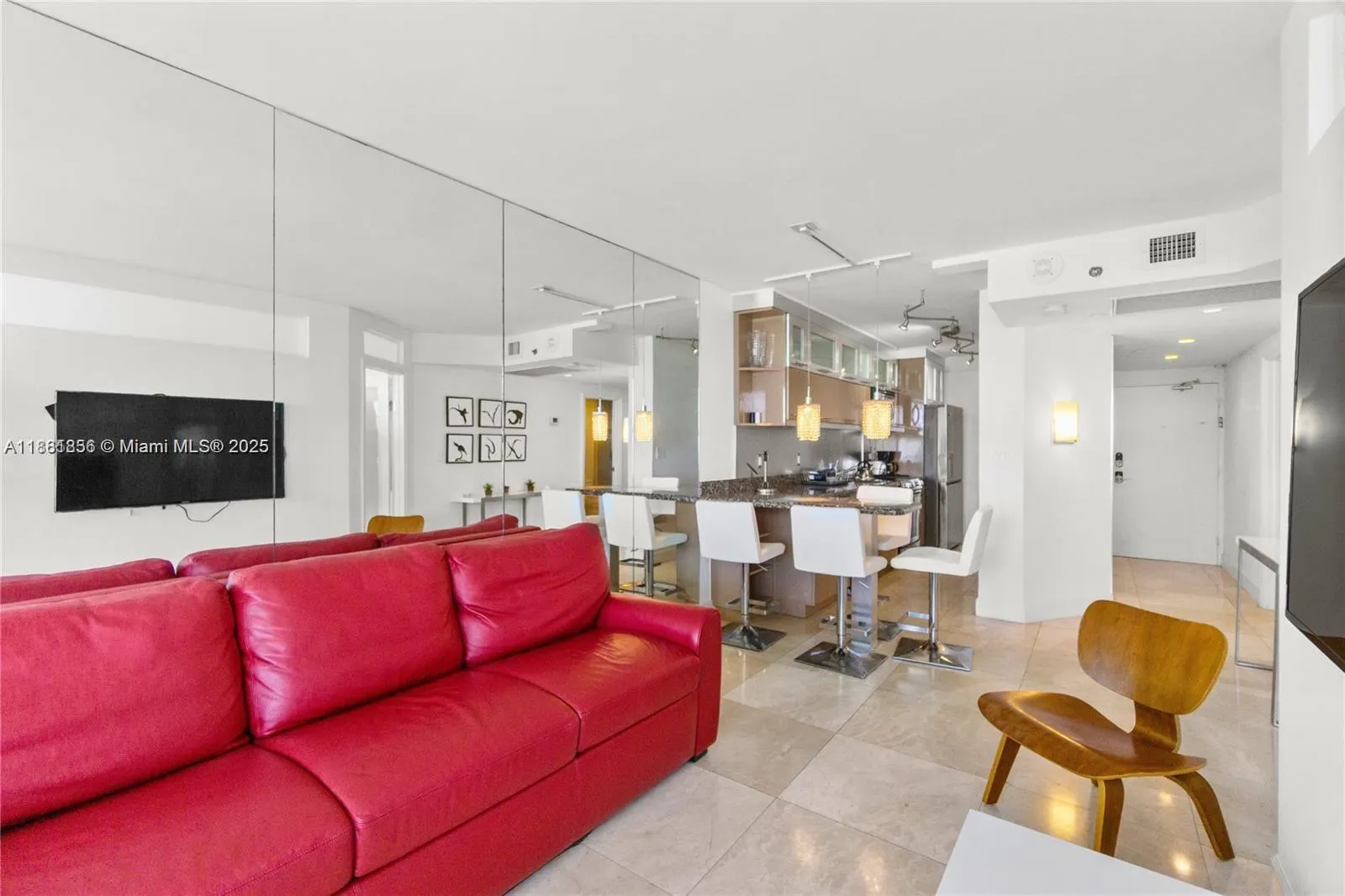 100 Lincoln Rd, #1046