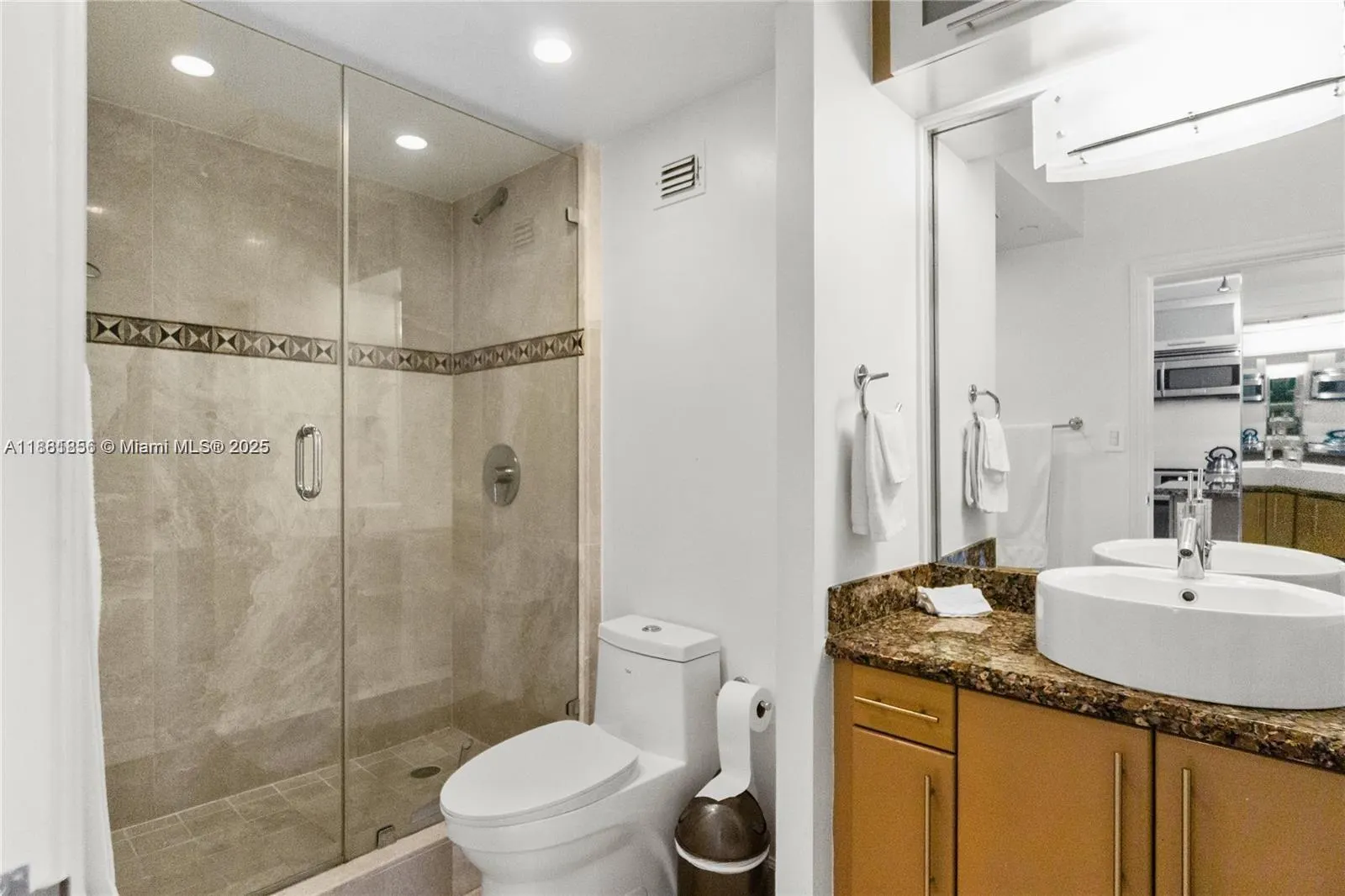 100 Lincoln Rd, #1046