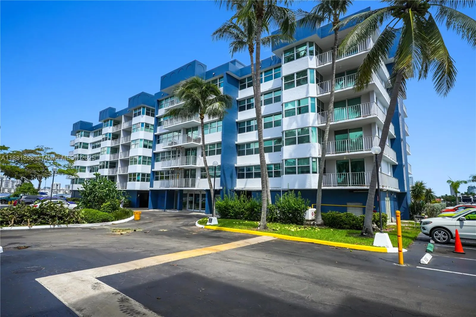 16558 NE 26th Ave, #2A