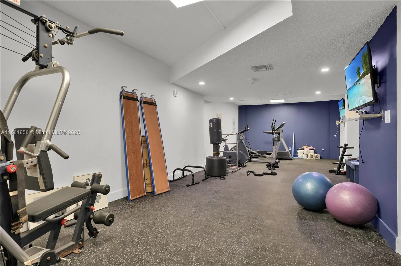 16558 NE 26th Ave, #2A