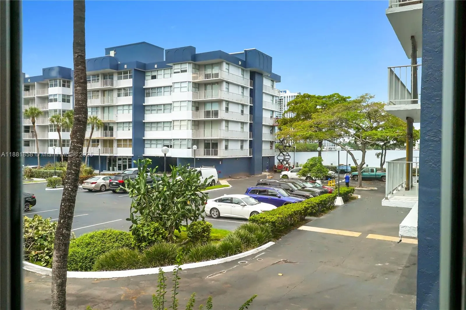 16558 NE 26th Ave, #2A