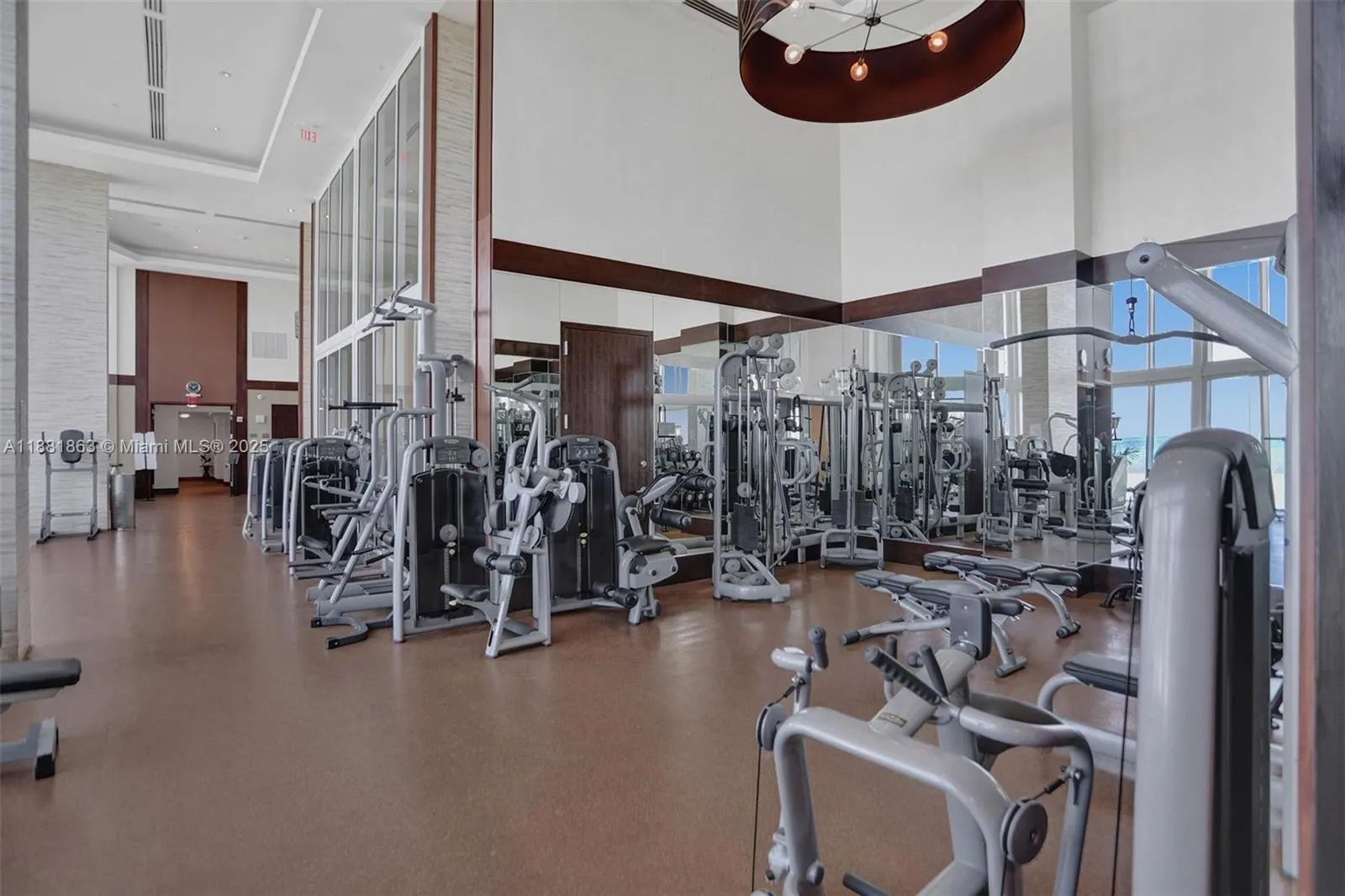 16001 Collins Ave, #805