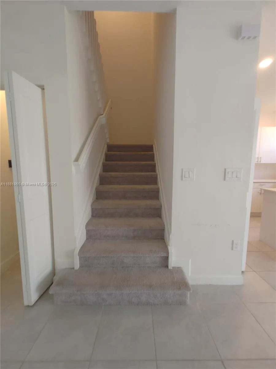 1766 SE 26th Rd