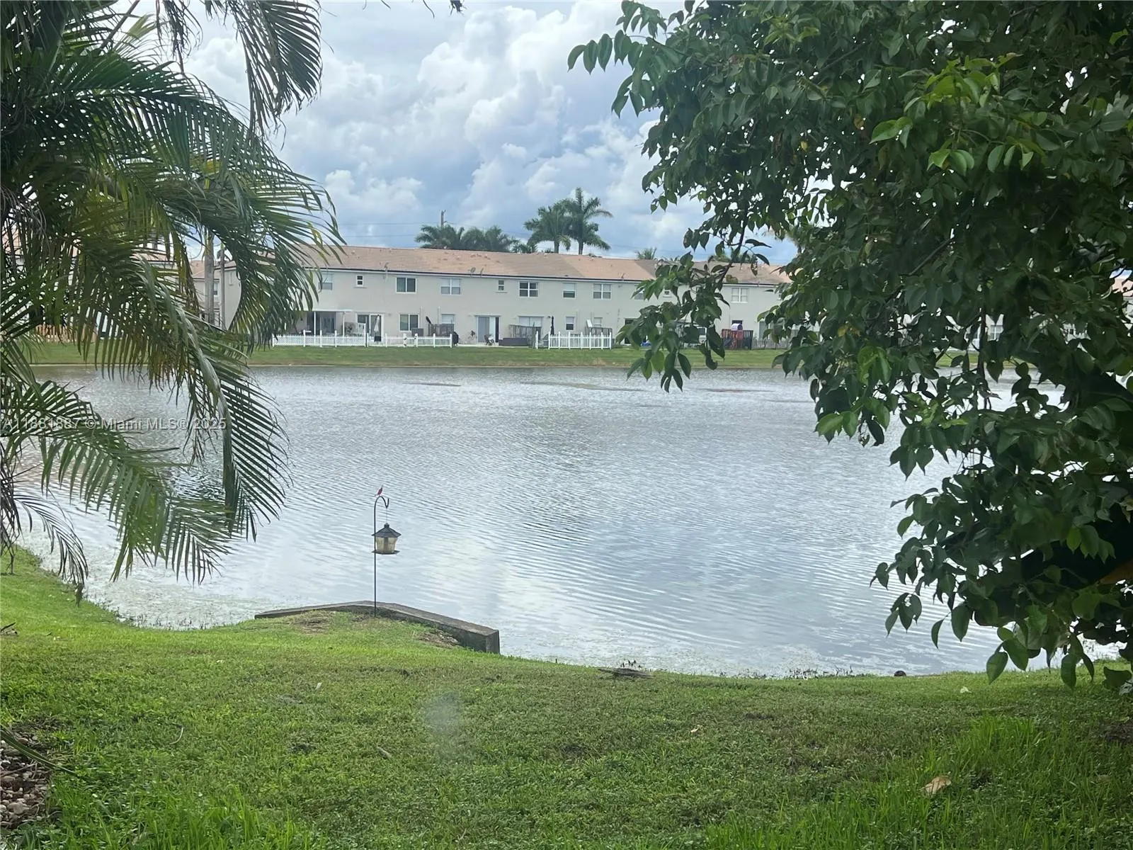 946 NE 42 Ter, #-